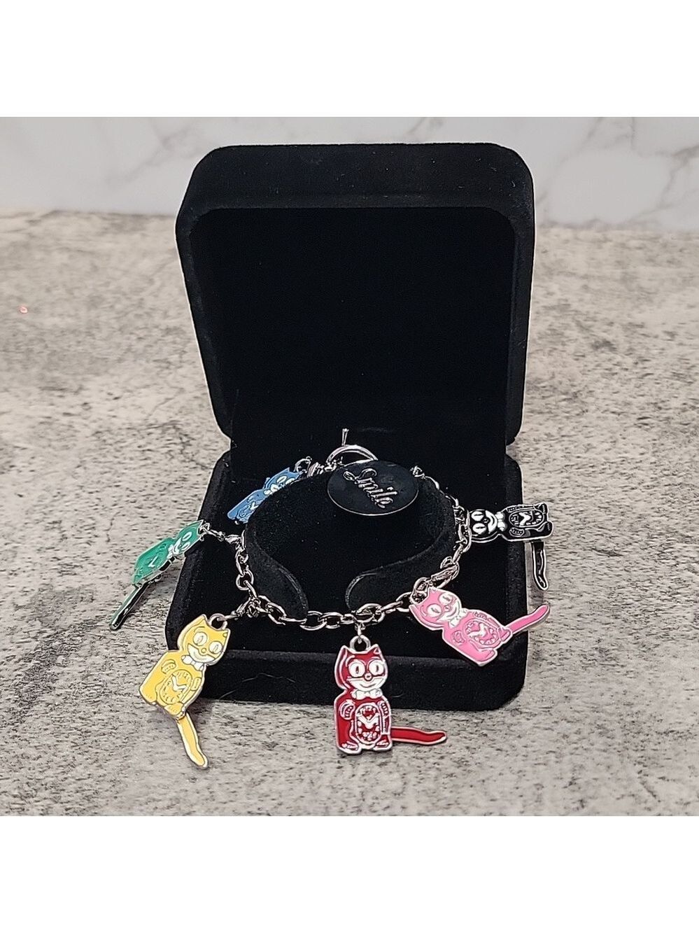 Kit-Cat Klock Charm bracelet clock - Picture 10 of 15